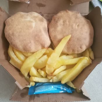 Domino's Pizza Dom Dom Burger Yanıltmasın Sizi!