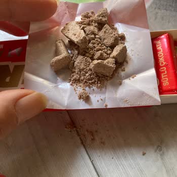 Bozuk Ülker Napolitan Çikolata