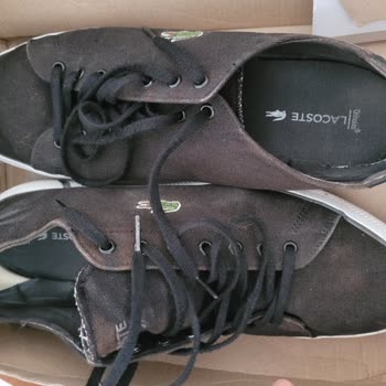 Lacoste Üç Aylık Ayakkabı Tabandan Yırtıldı.