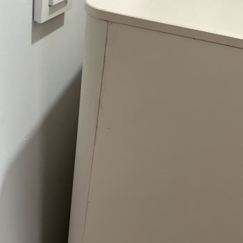 Doğtaş Mobilya Dolapların Deformeli Ve Boyası Atık Gelmesi