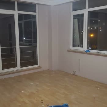 Polisan Permolit Boya Aldığım Renk Başka Duvardaki Görüntü Başka