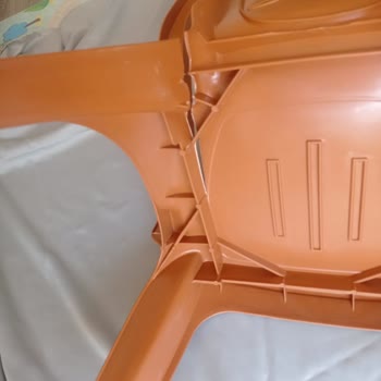 Migros Standart Dışı Hatalı Üretim Sandalye