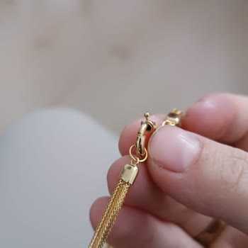 Divan Sarrafın İhmalkarlığı Ve Saygısızlığı