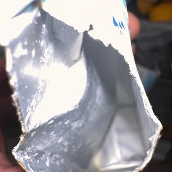 Carrefour'daki Danone Marka Süt Ürünlerinin Son Kullanım Tarihi