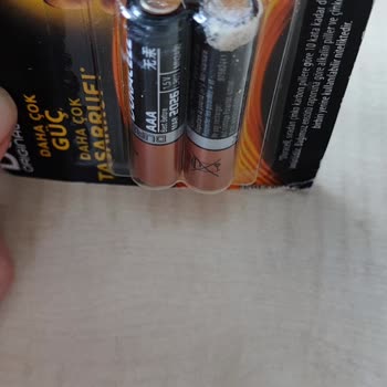 Paketi Hiç Açılmayan Duracell Aaa İnce Pil Oksitlendi