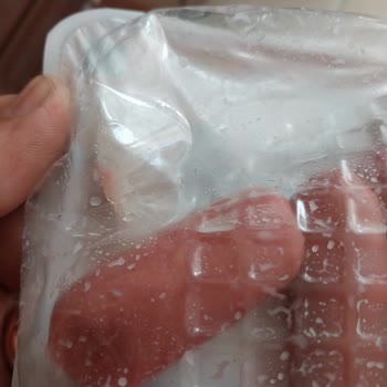 Maret Sosis İçinde Plastik Tarzı Bisi Var