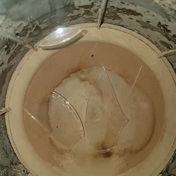 Karaca Robotea Demlik Kendi Kendine Çatladı