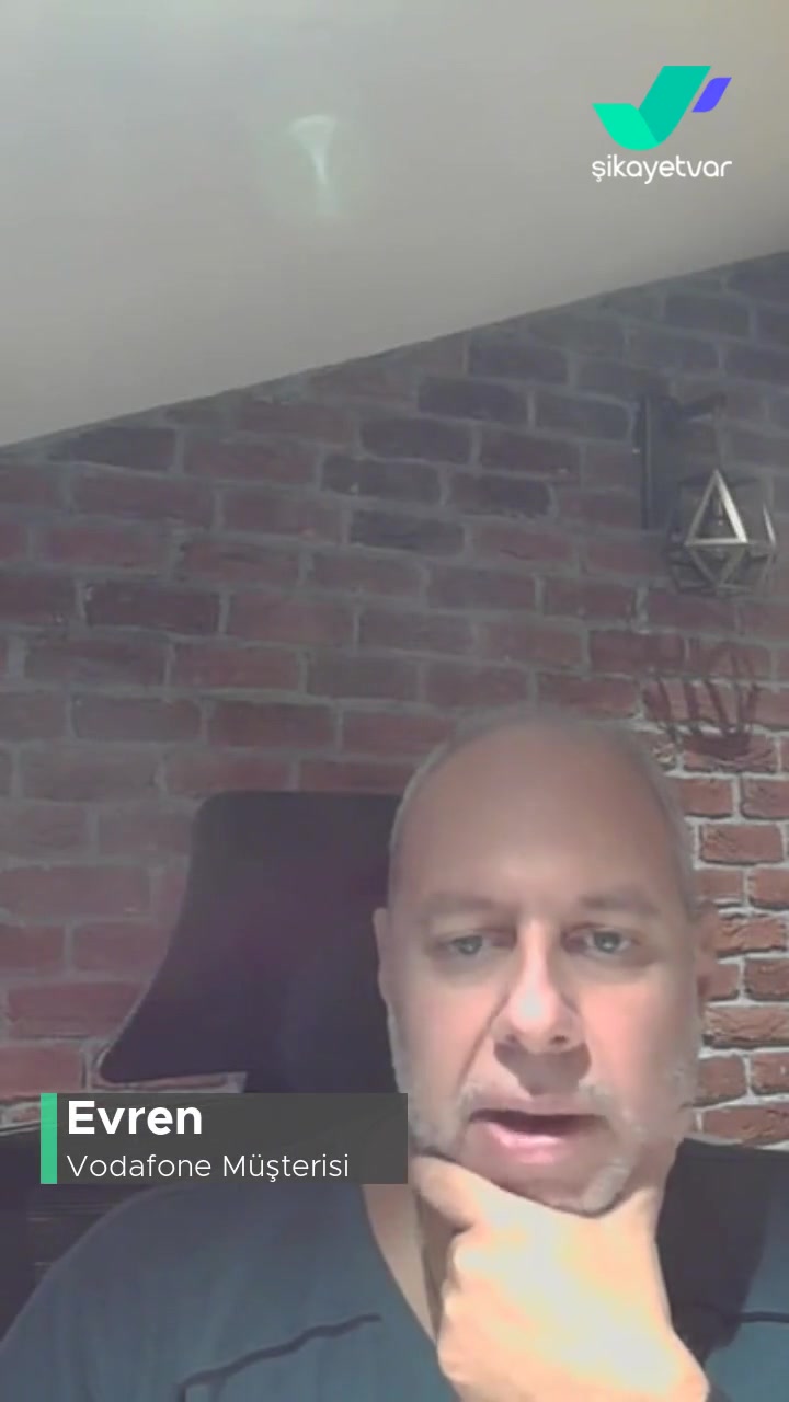 Vodafone'nin Mağdur Ettiği Yeni Müşterisi videonun kapak resmi