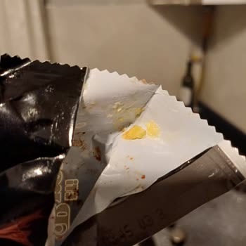 Eti Gıda Eti Browni Paketlenmesi Ve Bozuk Olması
