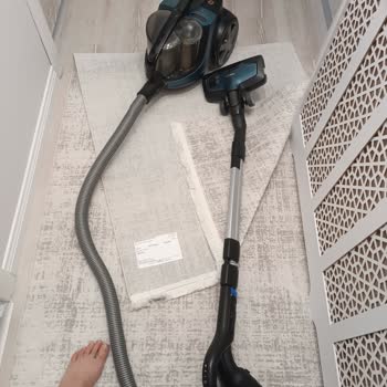 PHILIPS Elektrik Süpürgesi ve 5 Yıl Garanti Süresi