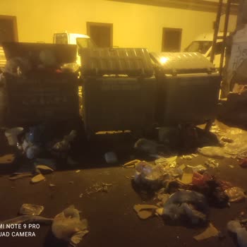 Gaziantep Büyükşehir Belediyesi Çöp Konteynerleri Etrafın Temizlenmemesi