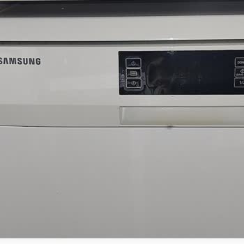 Samsung Bulaşık Makinesi Pas