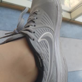 Nike Ayakkabı Dikiş Atması