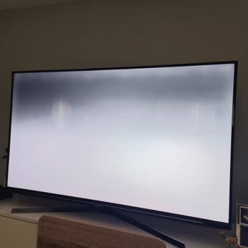 Arçelik İmperium 9 Serisi Ekran Kararması