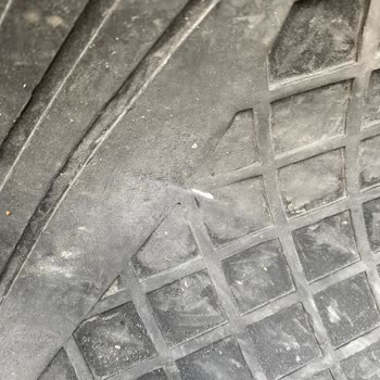 Renault Clio 5 Touch Paspas Delinmesi