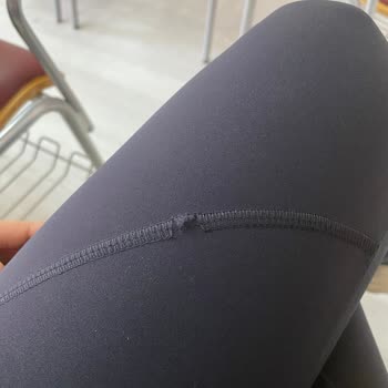 Oysho Giyim Tayt Söküldü