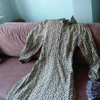 Vesna Design Vesna Kusurlu Ürün Satıyor