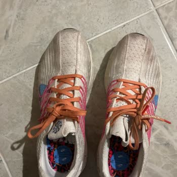Nike Mağduriyeti Ayakkabı Tırnaklarım Mahvetti