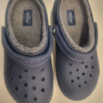 Crocs Terlik & Ayakkabı Kışlık Crocs Terliklerimden Biri Küçüldü
