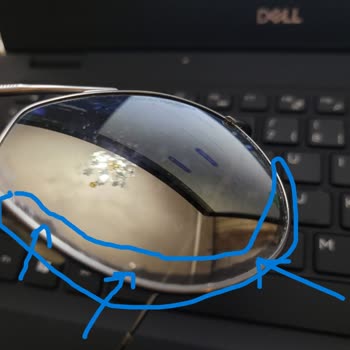 Emporio Armani Gözlük Camı Pul Pul Döküldü Ve Çöp Oldu