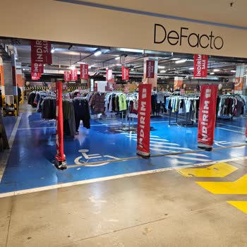 Optimum Outlet (Ankara) Optimum AVM De Engelli Otoparklarını Dükkana Çevirmişler