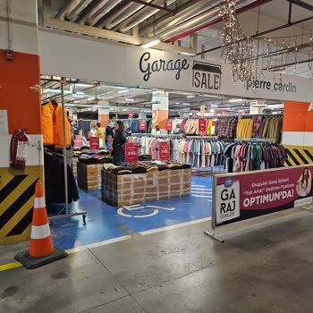 Optimum Outlet (Ankara) Optimum AVM De Engelli Otoparklarını Dükkana Çevirmişler