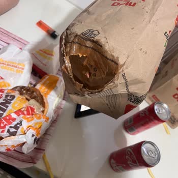 Burger King Siparişim Parçalanmış Şekilde Teslim Edildi