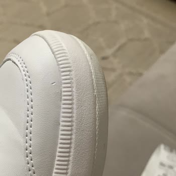 Puma Defa Ve Tabanı Sıktı Rahatsız Ağrı Yapıyor Giyemiyorum