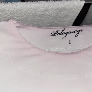 Domestos Beyaz Tişörtümü Pembe Yaptı