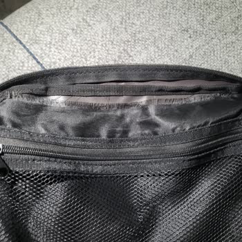 KDNZ Store Çantanın İç Kısmı Söküldü