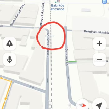 İBB - İstanbul Büyükşehir Belediyesi Çalışmayan Üst Geçit Asansörü