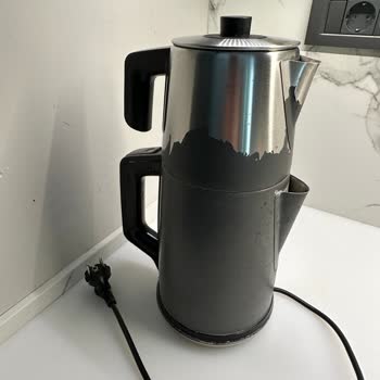 Grundig Çay Makinesi Kaplaması Soyuldu