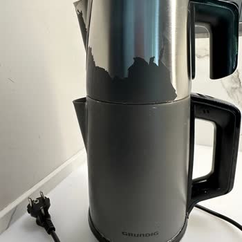 Grundig Çay Makinesi Kaplaması Soyuldu