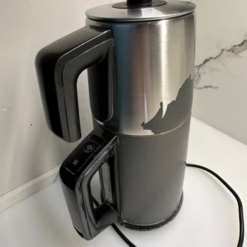 Grundig Çay Makinesi Kaplaması Soyuldu