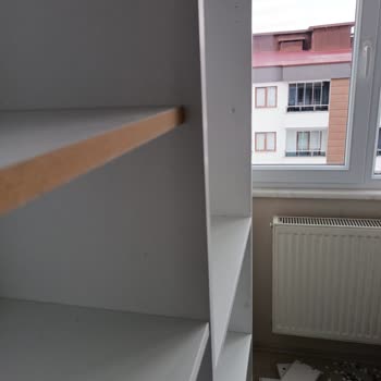 Koçtaş'tan Aldığım Mikrodalga Fırın Dolabının Bir Rafı Yanlış Geldi.