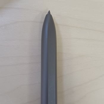Samsung TabS7Fe Kalem Ucu Eğildi