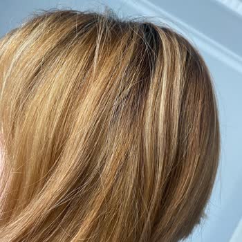 Azza Kuaför Pişmanlıktır