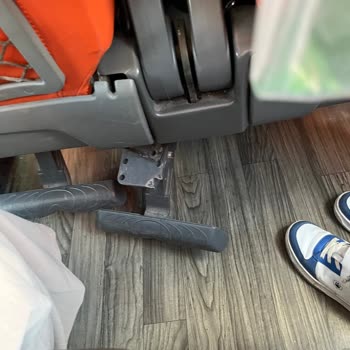 Otobüs Yolculuğu Uludağ Turizm Cips Yemek Yasakmış