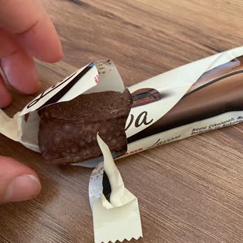 Ülker Laviva Çikolata Bozuk Çıktı