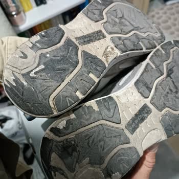 Skechers Kısa Sürede Deforme Olan Ayakkabı