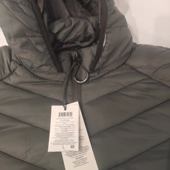 COLIN’S Hasarlı Ürün Sattılar