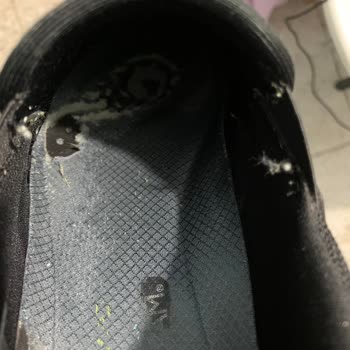 Skechers Ayakkabının İç Ve Dış Kısmı 6 Ay İçinde Deforme Oldu