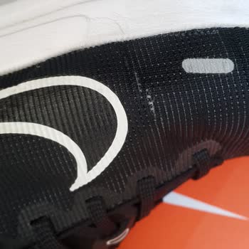 Nike (DD9293) Koşu Ayakkabısı