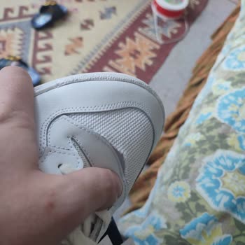 Adidas Defolu Ürün Satışı