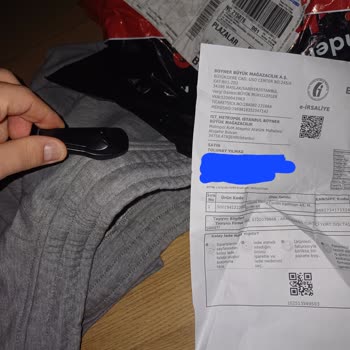 Boyner Kıyafette Unutulan Alarm Problemi