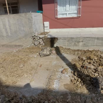 Aksa Gaz Abonesiz Evlere Hat Çekilmesi Ve Ekip Şefinin Üslupsuz Tavrı