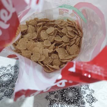 Kellogg's Kırmızı Meyveli Gevreğin İçinden Hiç Meyve Çıkmaması