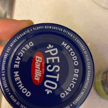 Barilla Pesto Sosun İçinden Beyaz Kıllar Çıktı!