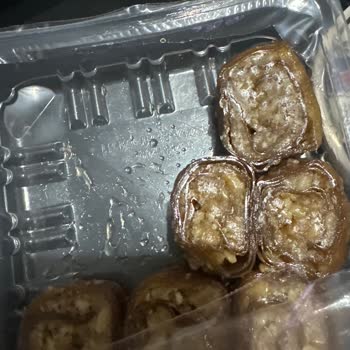 Kral Pestil Paketin Dışı Farklı İçi Farklı