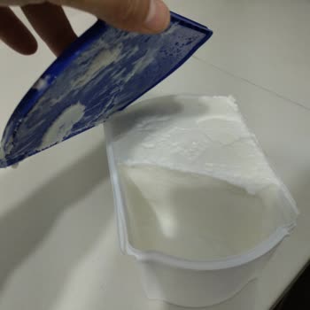 Şok Marketler Açılmış Kutu Dondurma